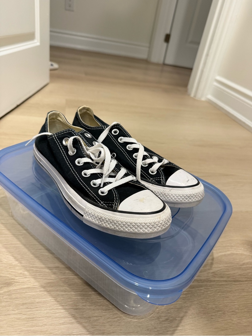 Converse All Star Low Top Sneakers in Black